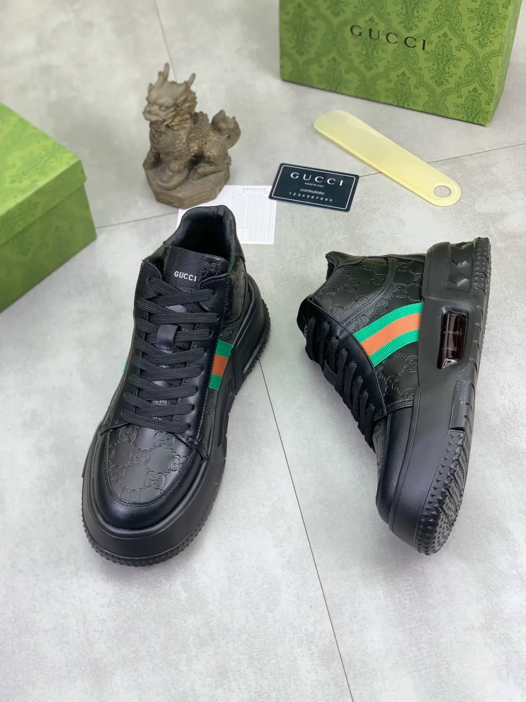 Men's shoes P440 💰[New style]🆘 The latest model from Gucci GUCCI official website🎁Classic casual fashion high-top men's shoes👟Best model💥The version is simple and elegant, exclusive for trendy men. Unique official website latest brand elements👑Gucci original decoration, fashionable and generous, the fabric is original soft calfskin➕Comfortable soft first-layer pigskin lining ✅The official website specifies the wear-resistant casual outsole, the classic model is taken in kind🎬Color: 4️⃣colors available😍Number: 38-44